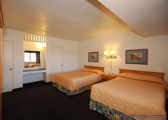 Econo Lodge On Historic Route 66 Barstow Camera foto