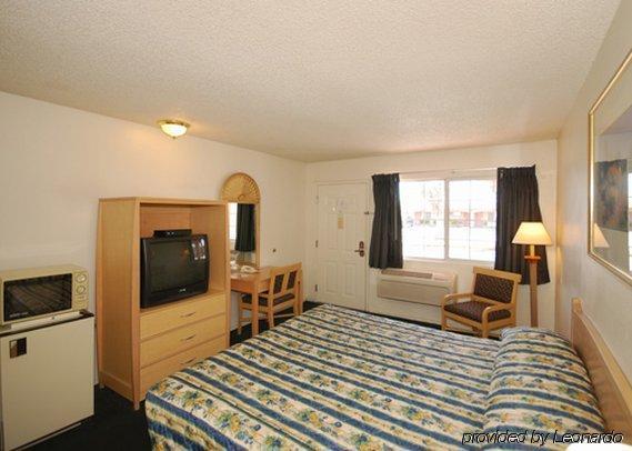 Econo Lodge On Historic Route 66 Barstow Camera foto