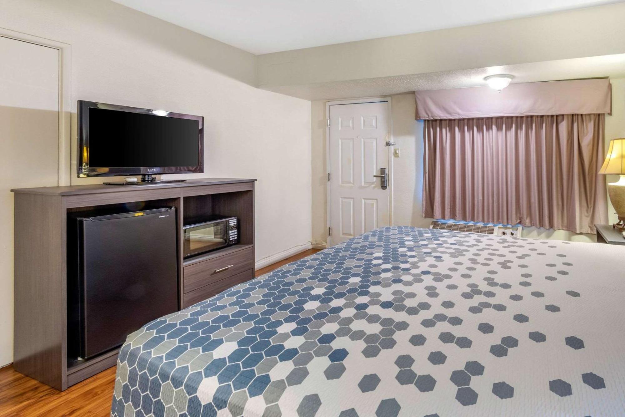 Econo Lodge On Historic Route 66 Barstow Esterno foto