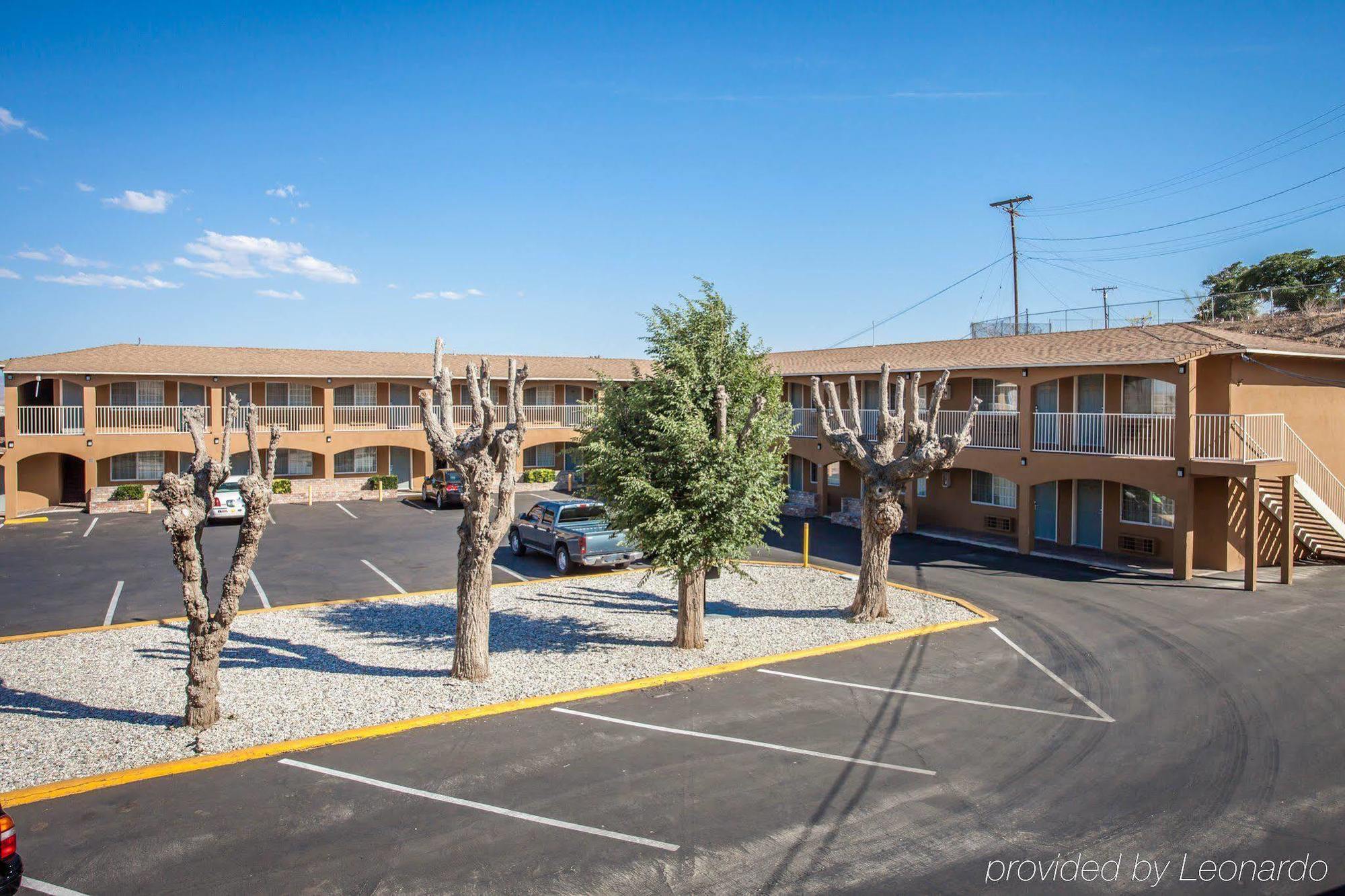 Econo Lodge On Historic Route 66 Barstow Esterno foto