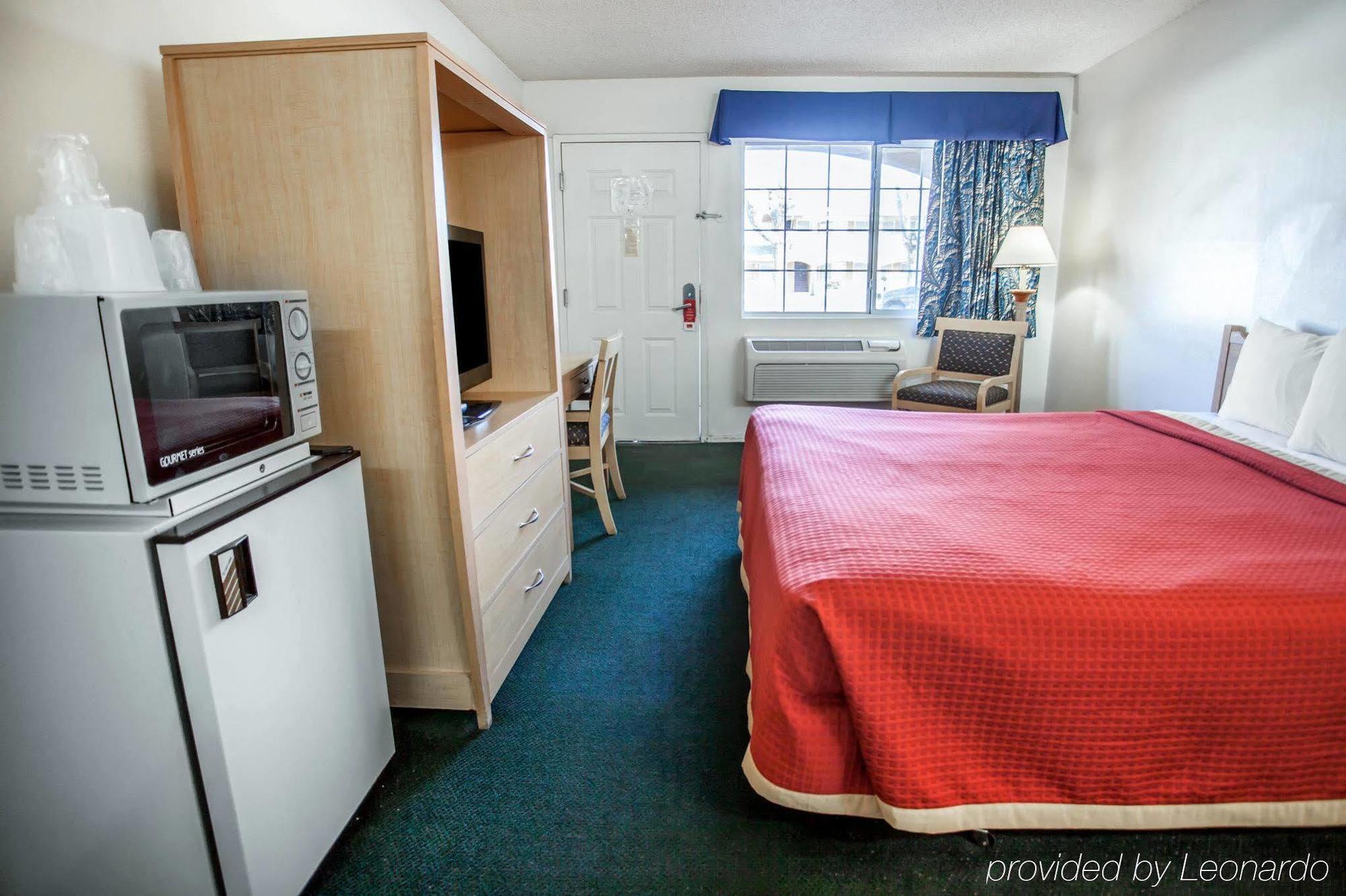 Econo Lodge On Historic Route 66 Barstow Esterno foto
