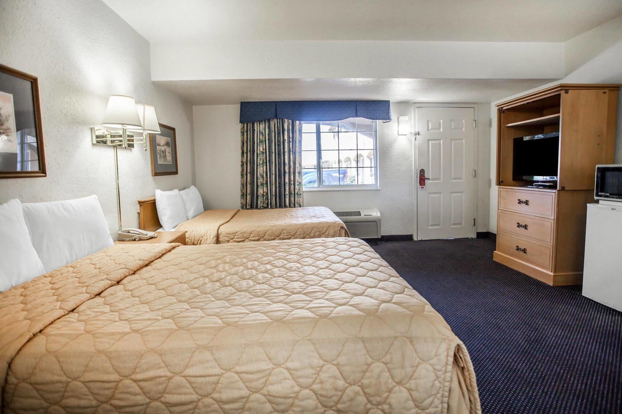 Econo Lodge On Historic Route 66 Barstow Esterno foto