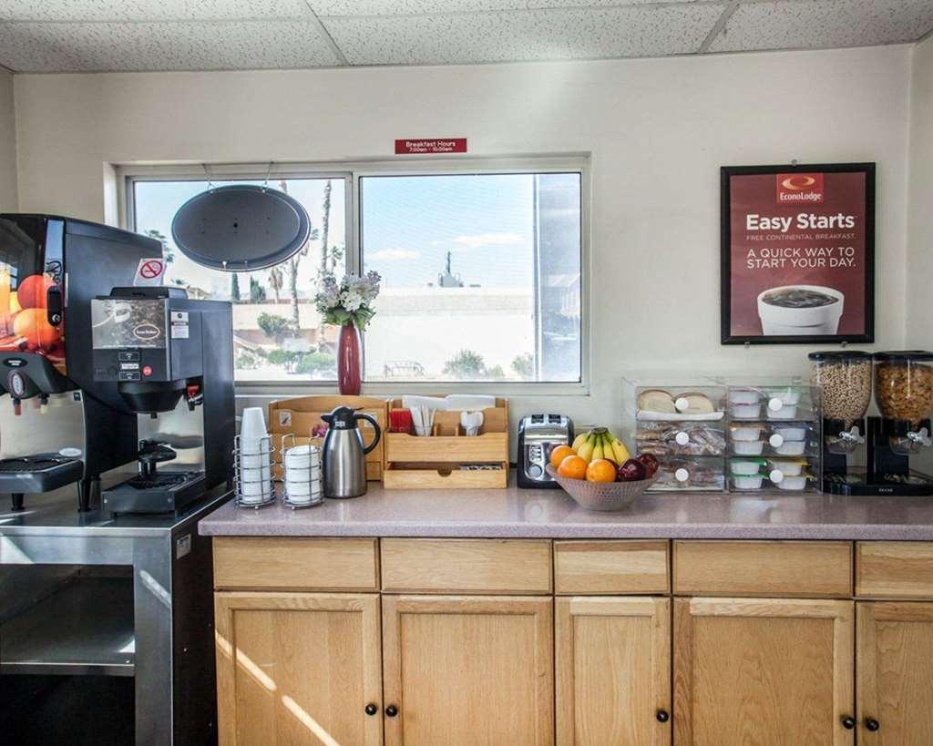 Econo Lodge On Historic Route 66 Barstow Ristorante foto